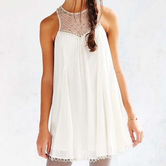 Kimchi Blue Dresses & Skirts - NEW KIMCHI BLUE GLYNDA BEADED trapeze dress